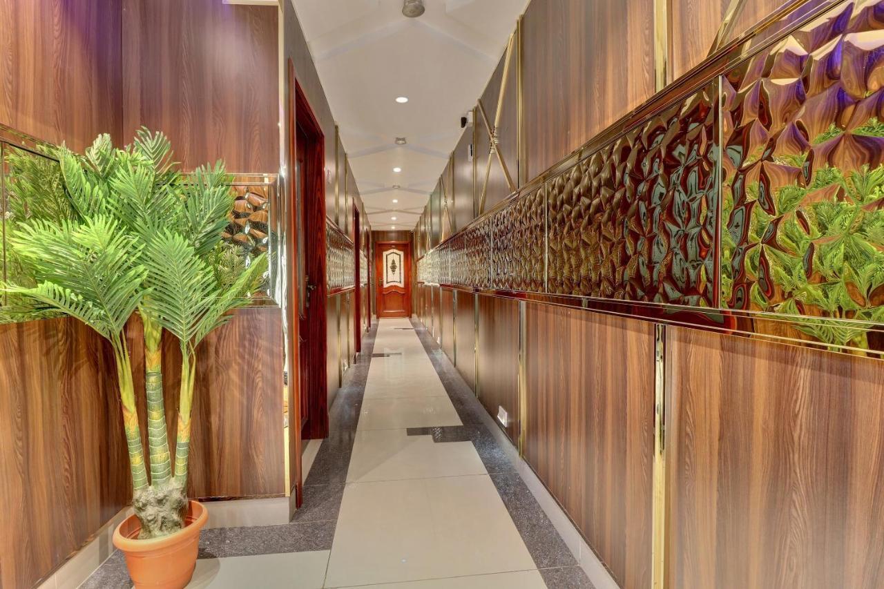Oyo 24245 Dv Residency Hotell Bhadravati Eksteriør bilde